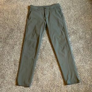 Lululemon - Commission Pant Slim - Olive agree - 30/30